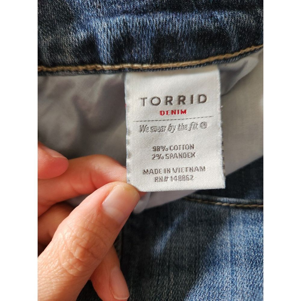 Torrid Girlfriend Jeans Womens Blue Denim Pants High Rise Pockets Size 28T - Picture 10 of 10